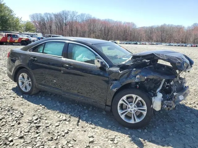 2019 FORD TAURUS SEL