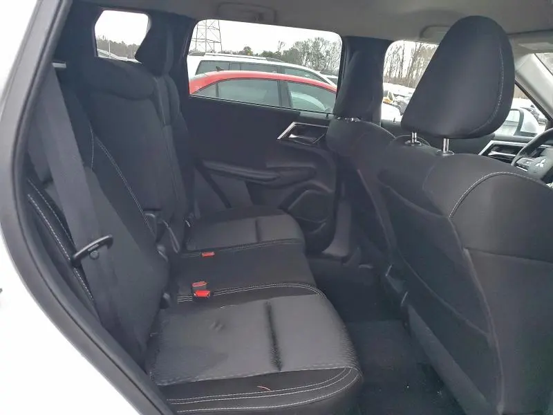 2022 MITSUBISHI OUTLANDER ES  