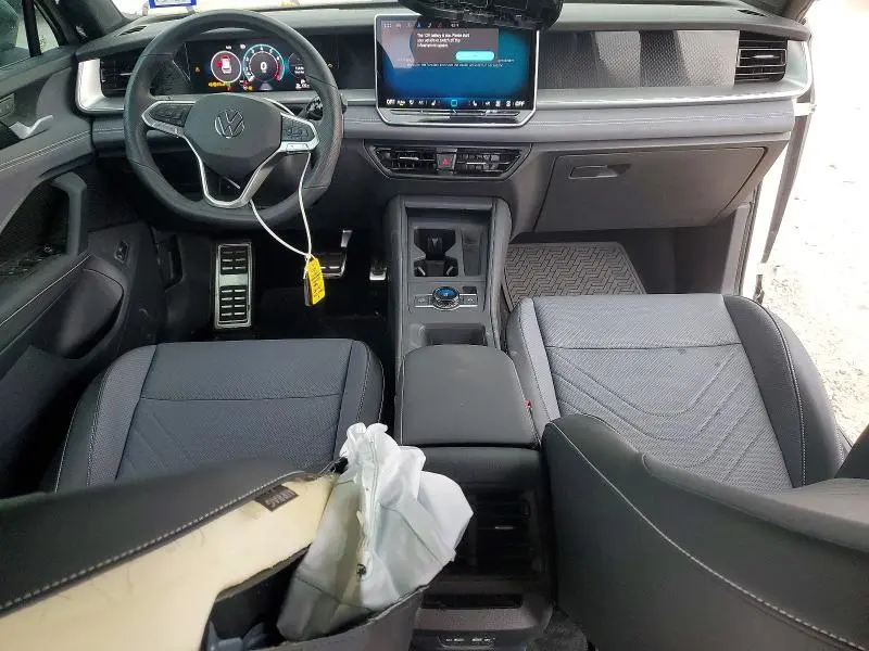 2025 VOLKSWAGEN TIGUAN SE R-LINE BLACK  