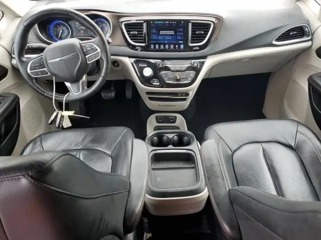 2017 CHRYSLER PACIFICA TOURING L  