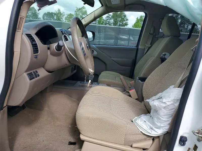 2018 NISSAN FRONTIER SV  