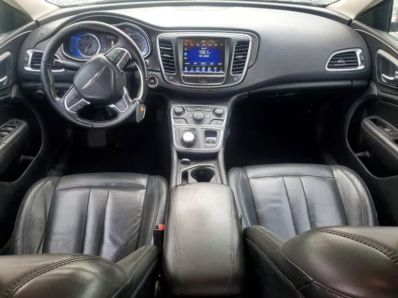 2017 CHRYSLER 200 LIMITED  