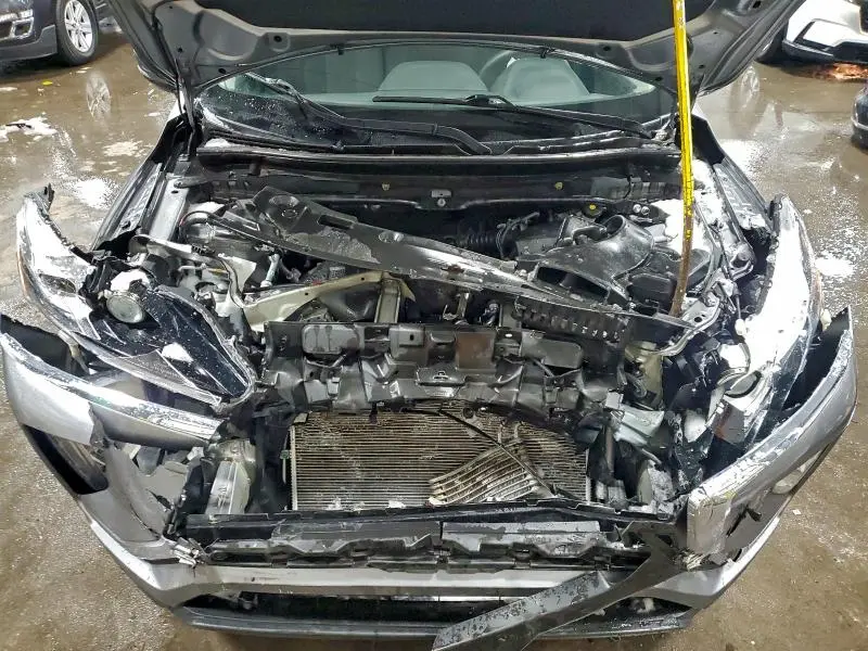 2020 MITSUBISHI ECLIPSE CROSS ES  