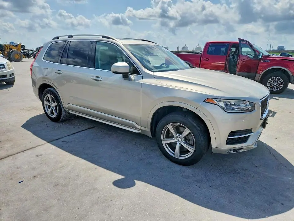 2016 VOLVO XC90 T5  