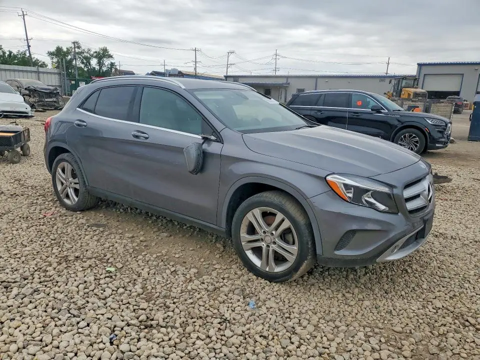 2016 MERCEDES-BENZ GLA 250  