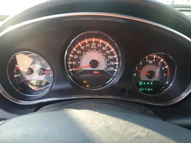 2013 CHRYSLER 200 LX  