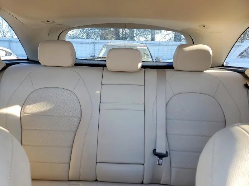 2019 MERCEDES-BENZ GLC 300 4MATIC  