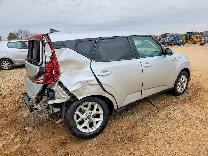 2021 KIA SOUL S  