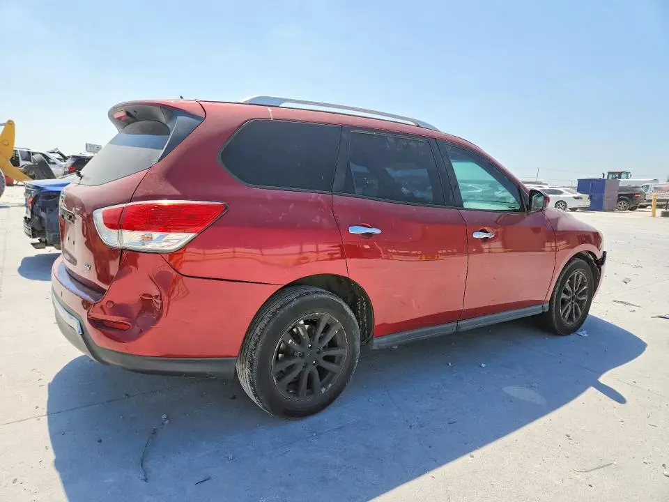 2015 NISSAN PATHFINDER SV  