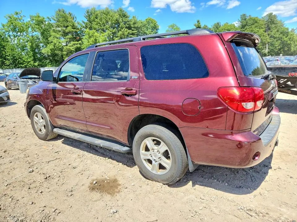 2011 TOYOTA SEQUOIA SR5  