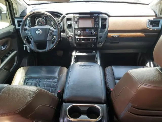 2017 NISSAN TITAN SV  