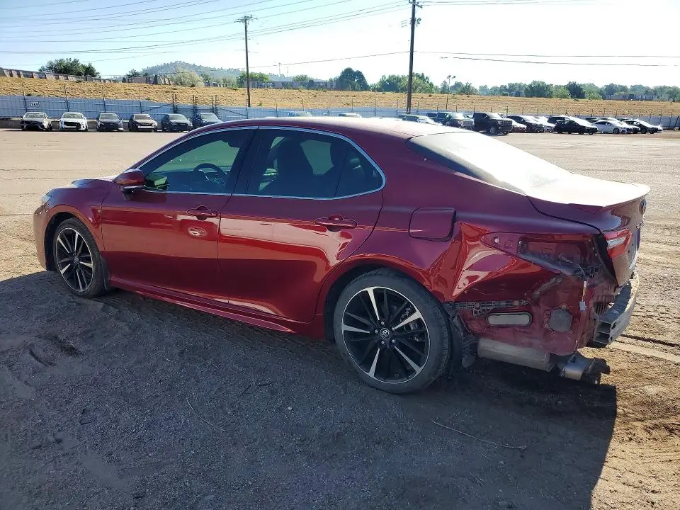 2018 TOYOTA CAMRY XSE  