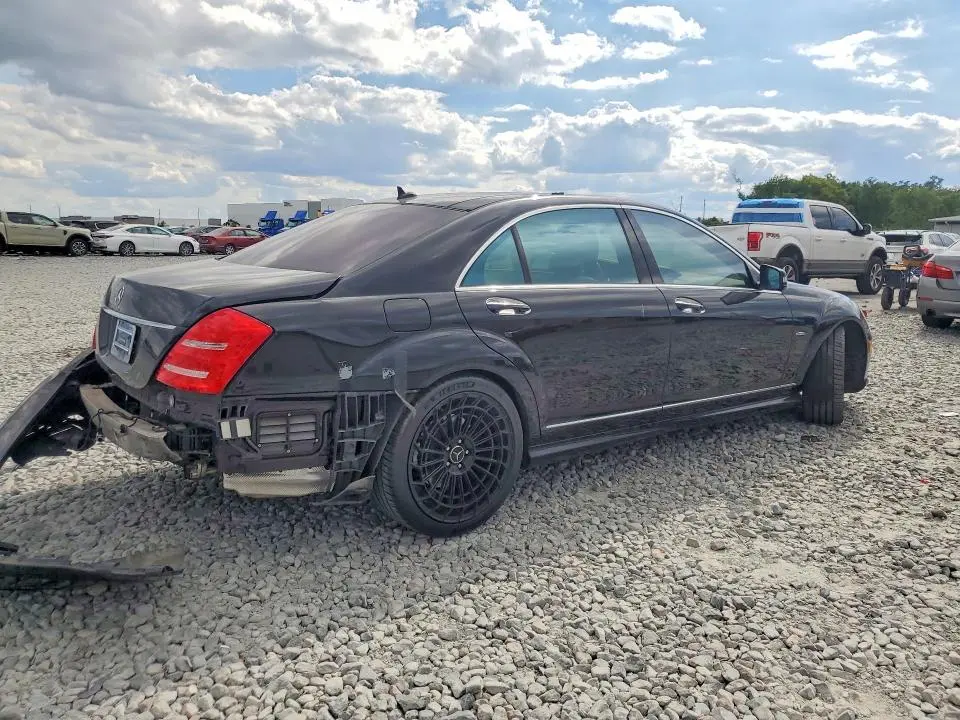 2012 MERCEDES-BENZ S 550  