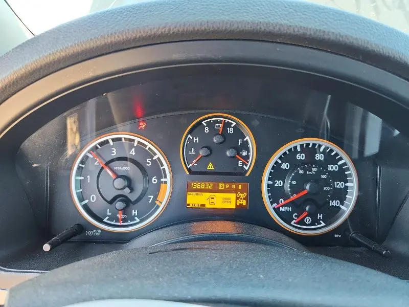 2015 NISSAN ARMADA SV  