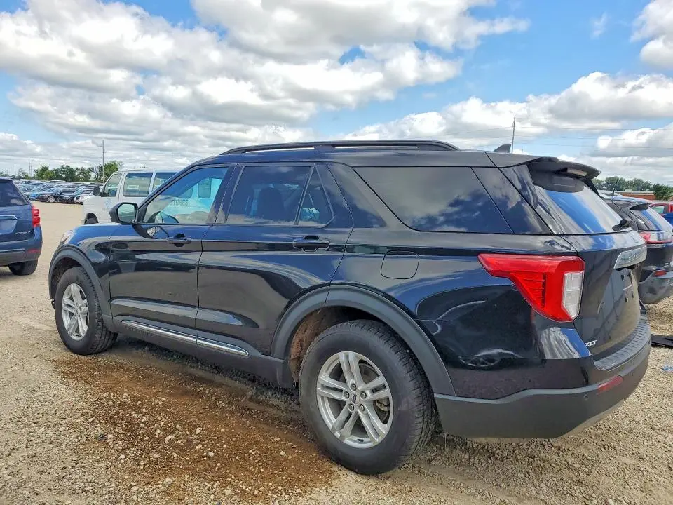 2021 FORD EXPLORER XLT  