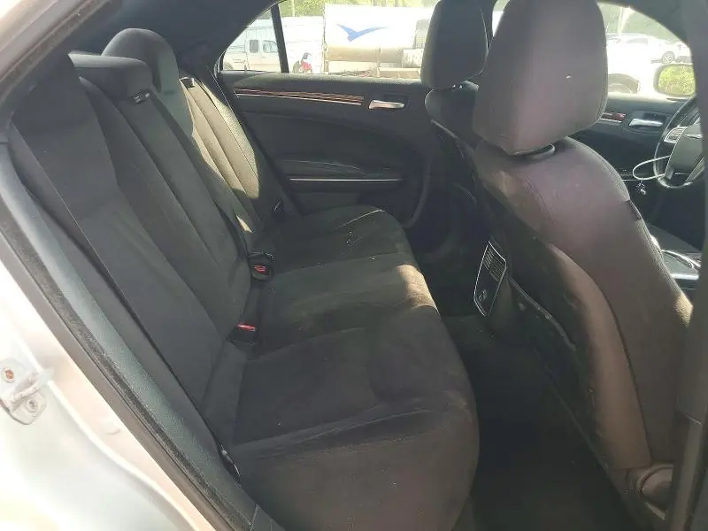 2012 CHRYSLER 300   