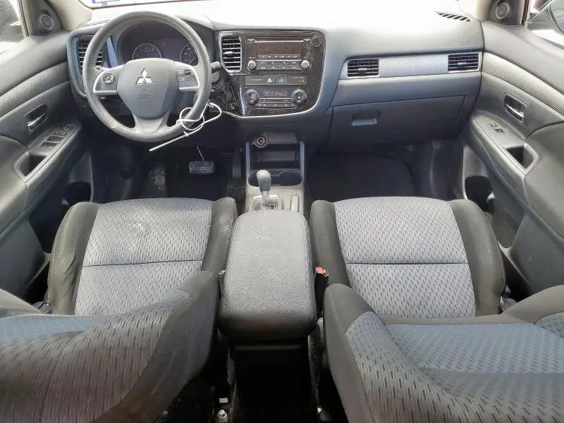 2014 MITSUBISHI OUTLANDER ES  