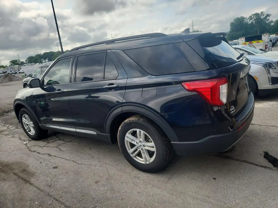2022 FORD EXPLORER XLT  