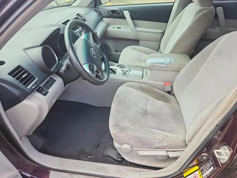 2013 TOYOTA HIGHLANDER BASE  