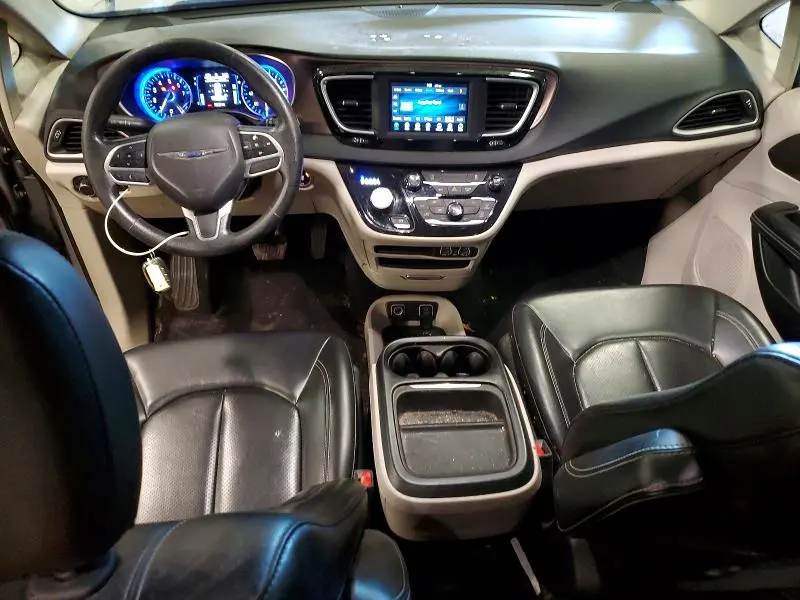 2021 CHRYSLER VOYAGER LXI  
