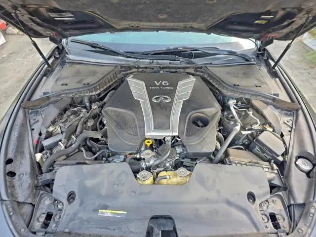 2018 INFINITI Q60 RED SPORT 400  