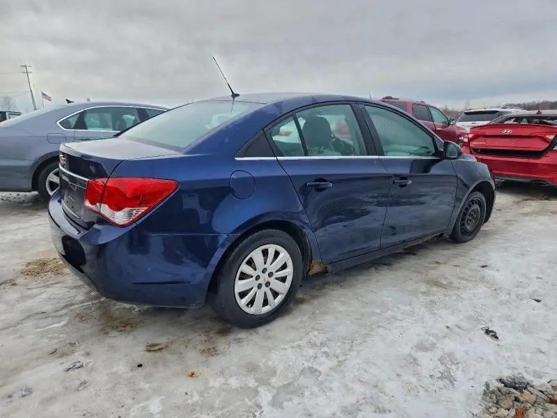 2011 CHEVROLET CRUZE LS  