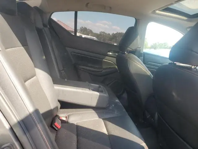 2021 NISSAN ALTIMA SR  