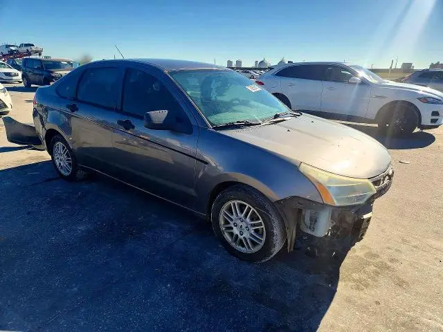 2010 FORD FOCUS SE  