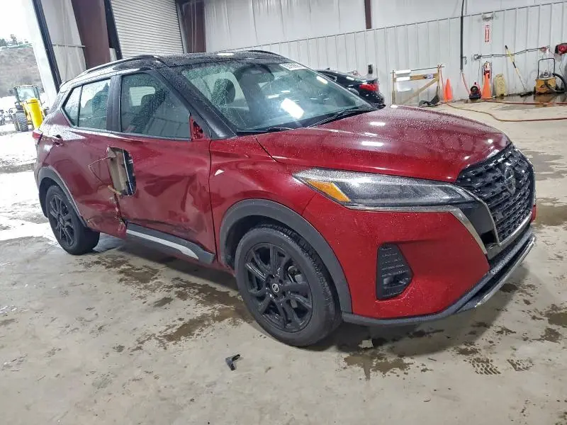 2021 NISSAN KICKS SR  