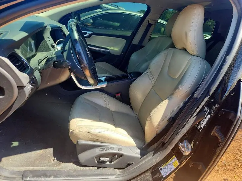 2018 VOLVO V60 T5 DYNAMIC WAGON