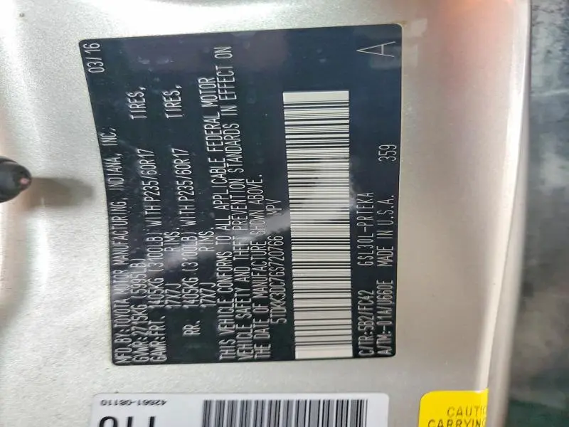 2016 TOYOTA SIENNA LE  