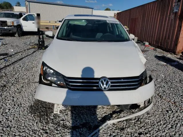 2013 VOLKSWAGEN PASSAT SE  