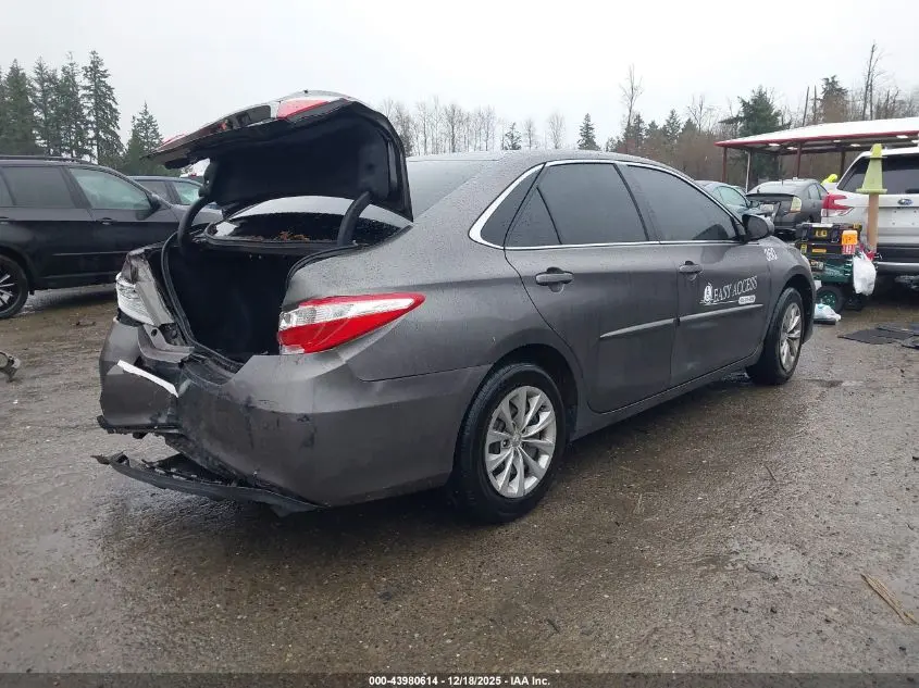 2017 TOYOTA CAMRY LE
