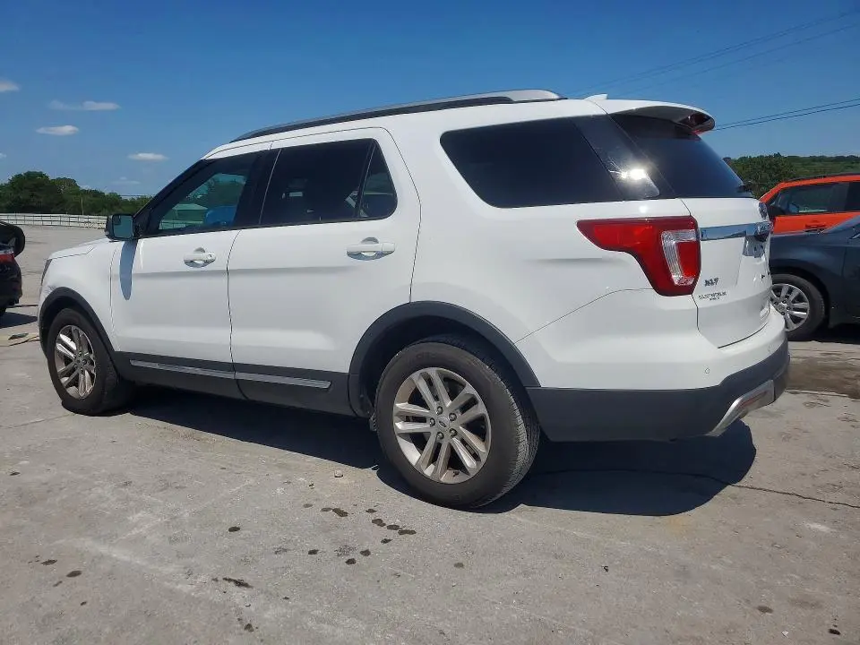 2017 FORD EXPLORER XLT  