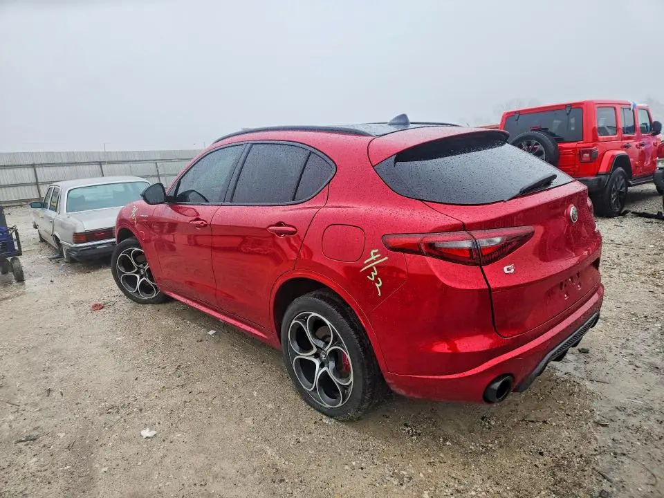 2022 ALFA ROMEO STELVIO TI  