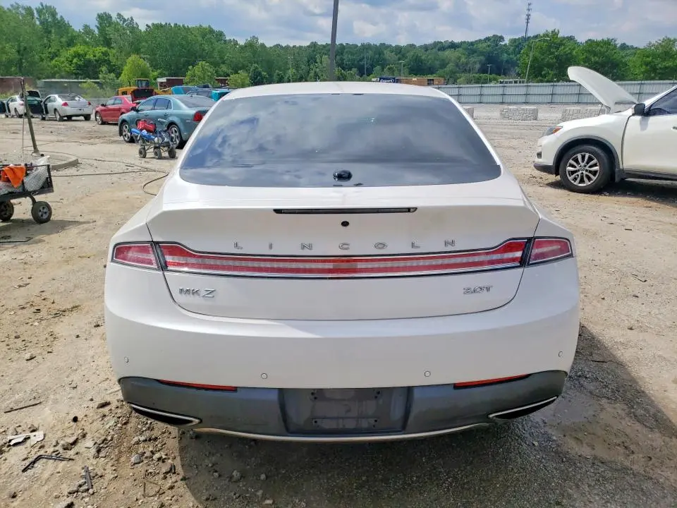 2017 LINCOLN MKZ PREMIERE  