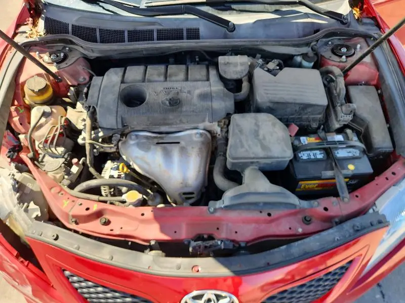 2011 TOYOTA CAMRY SE  
