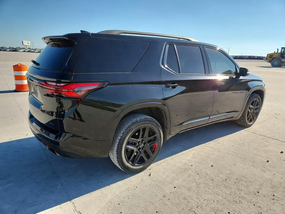 2022 CHEVROLET TRAVERSE PREMIER  