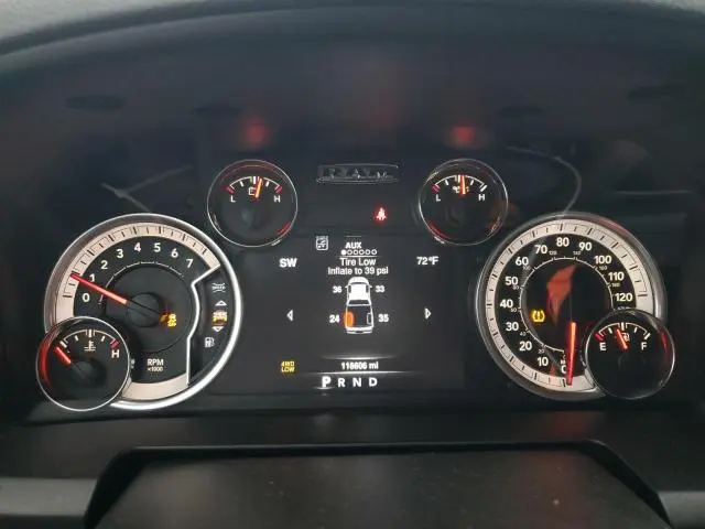 2019 RAM 1500 CLASSIC SLT  