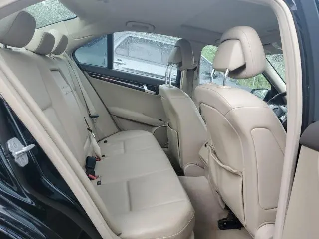 2013 MERCEDES-BENZ C 250  