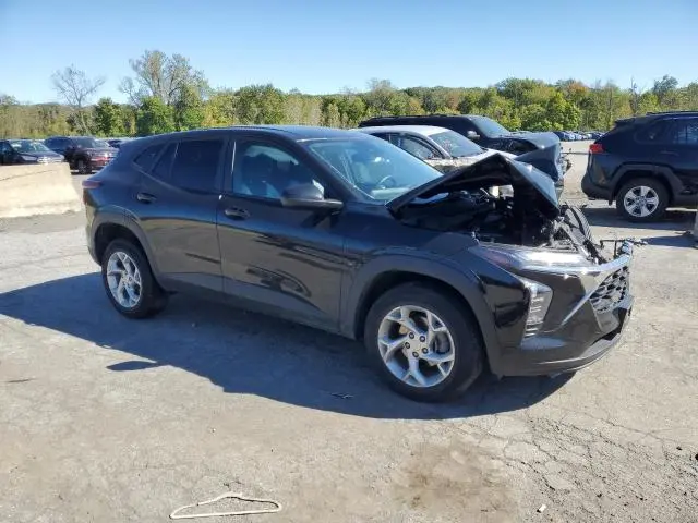 2024 CHEVROLET TRAX LS  