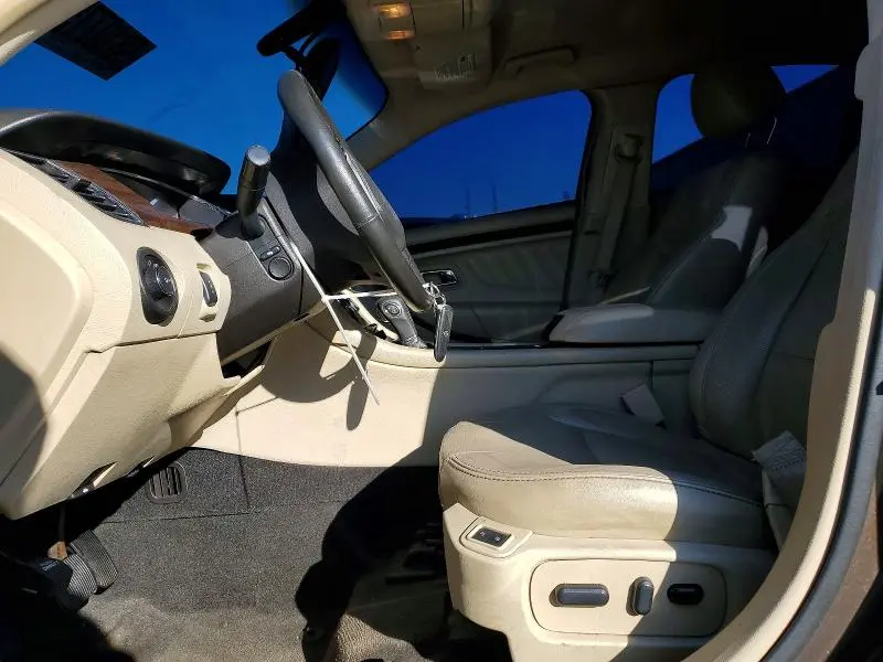 2015 FORD TAURUS LIMITED  