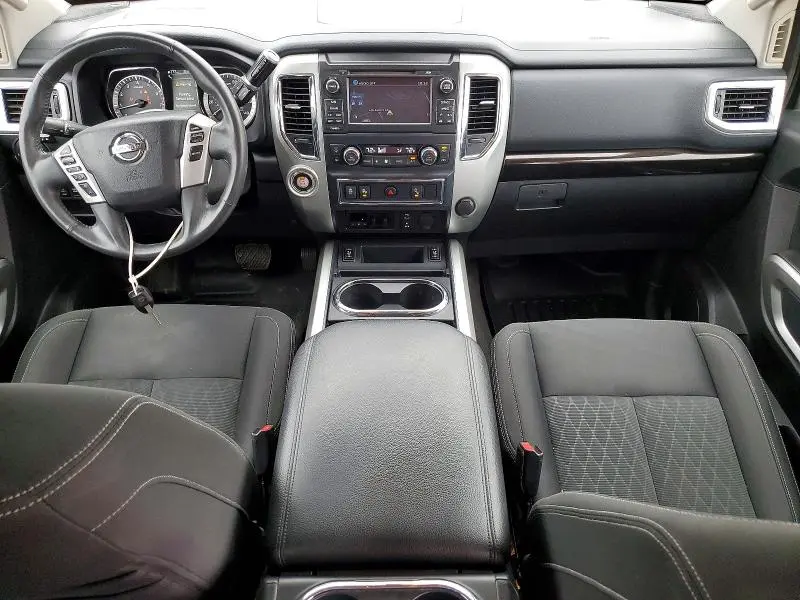 2017 NISSAN TITAN XD SL  