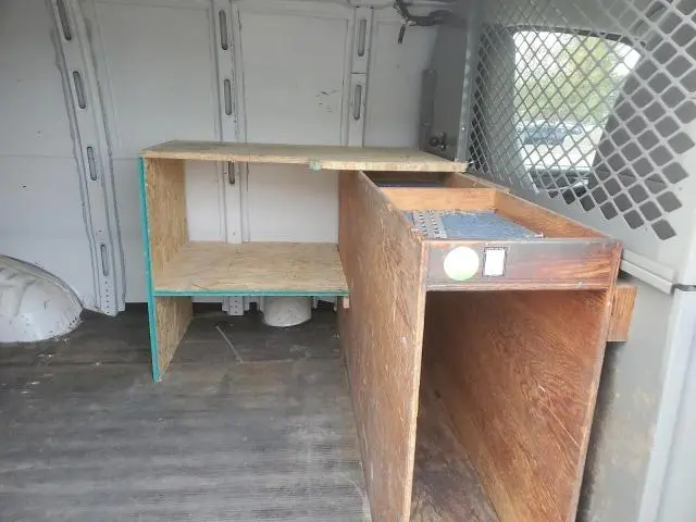 2010 GMC SAVANA G2500  