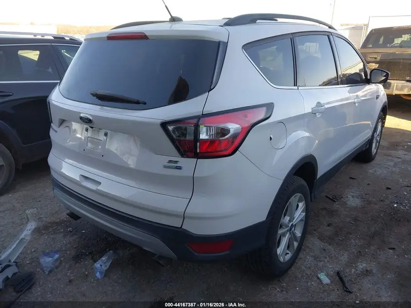 2018 FORD ESCAPE SE