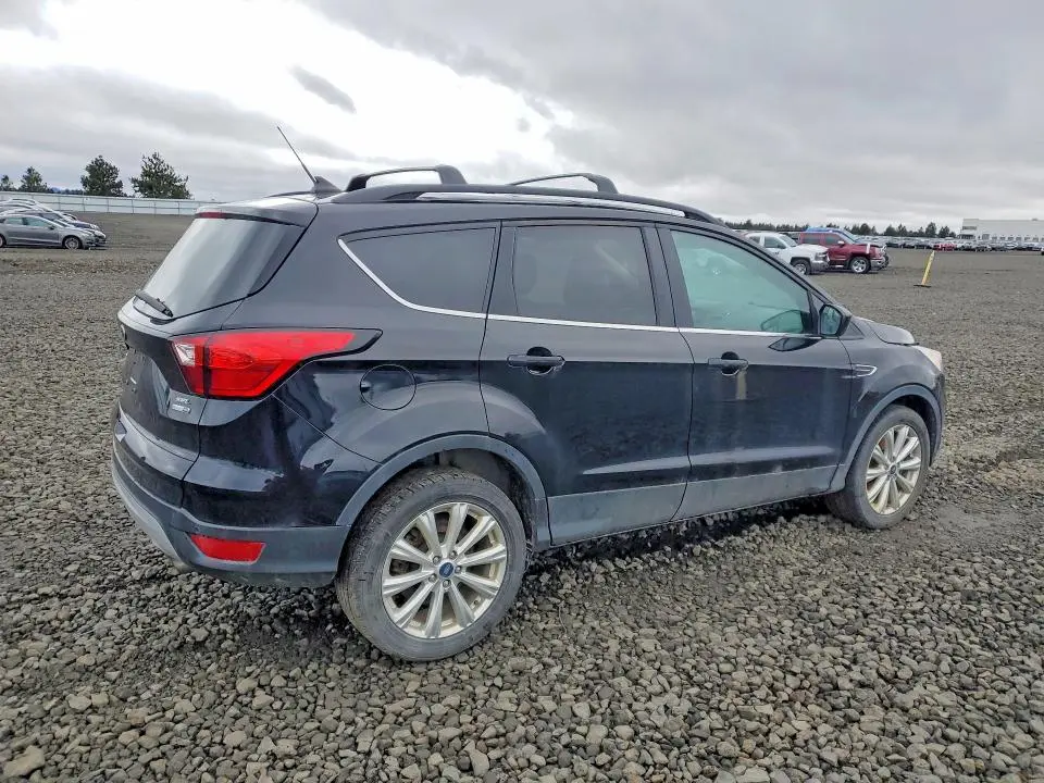 2019 FORD ESCAPE SEL  