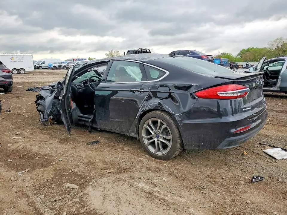 2019 FORD FUSION TITANIUM  