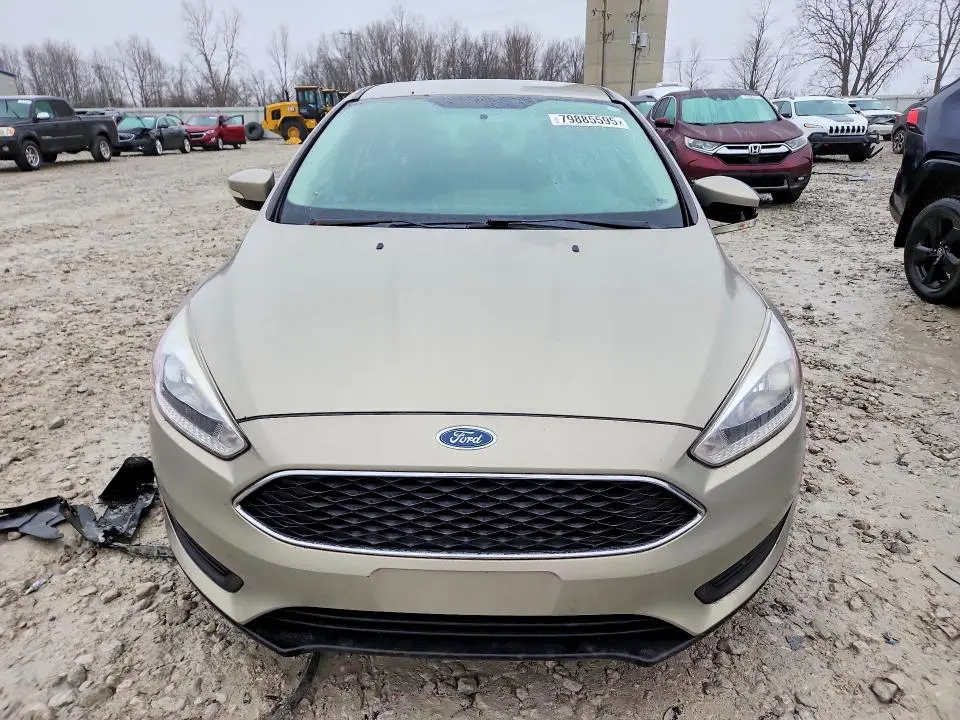 2016 FORD FOCUS SE  