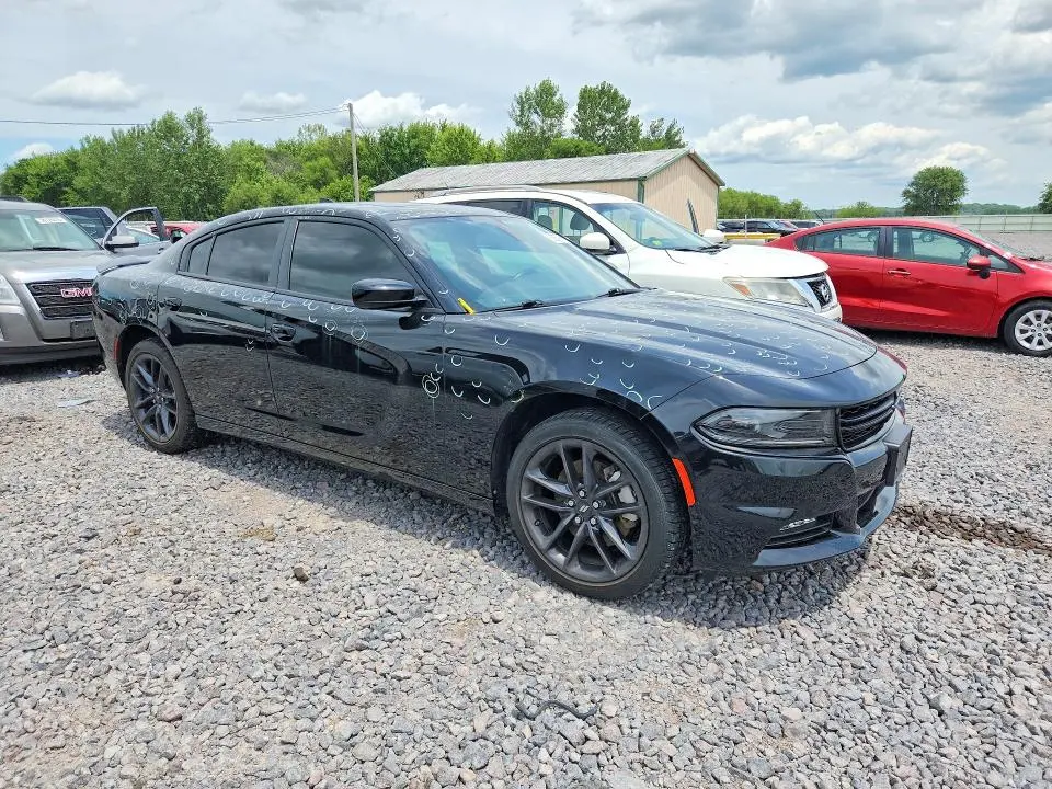 2023 DODGE CHARGER SXT  