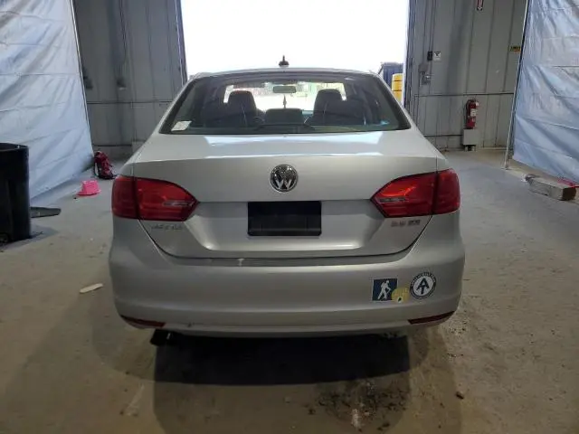 2012 VOLKSWAGEN JETTA SE  